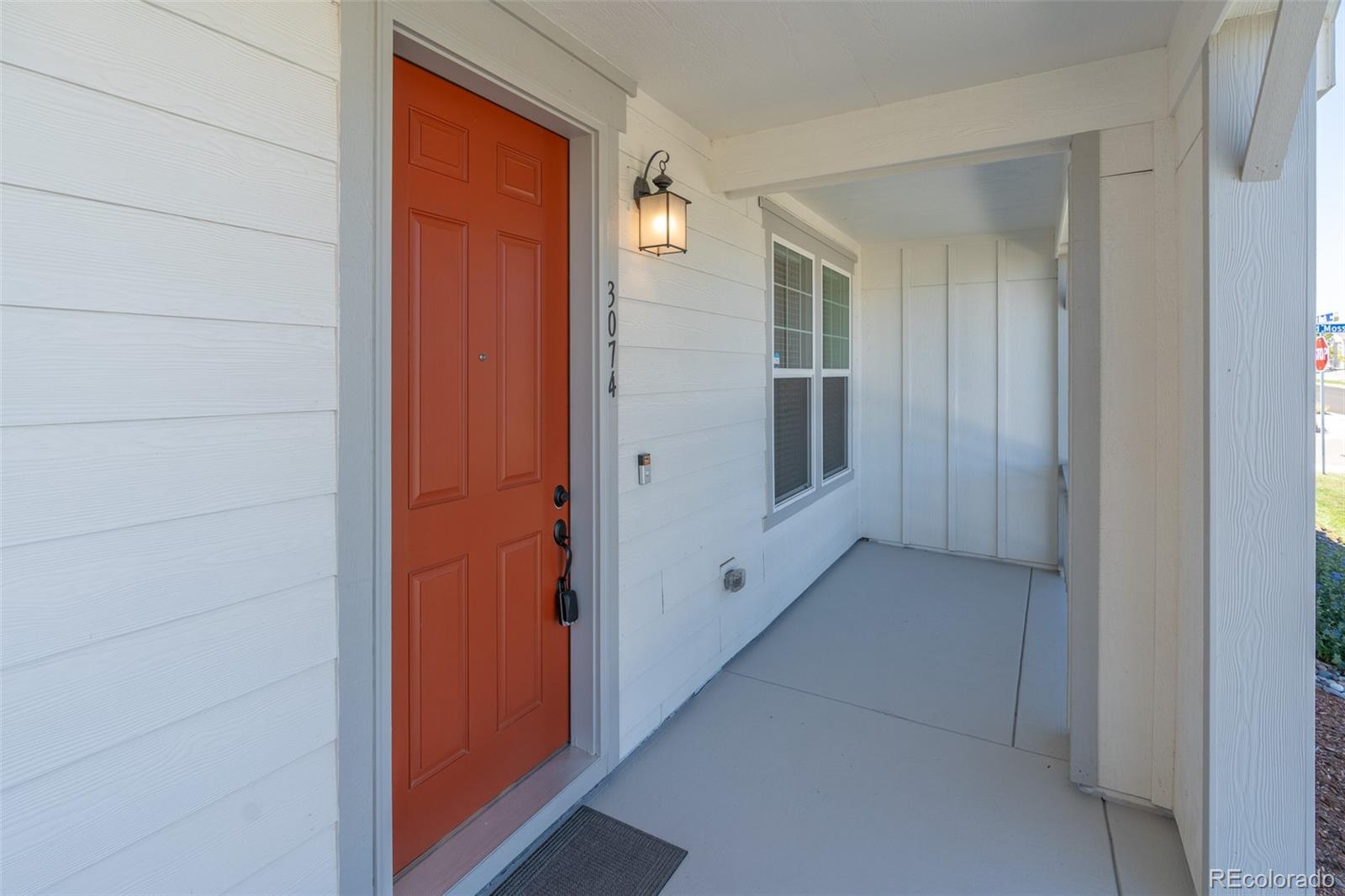 3074 Distant Rock Avenue