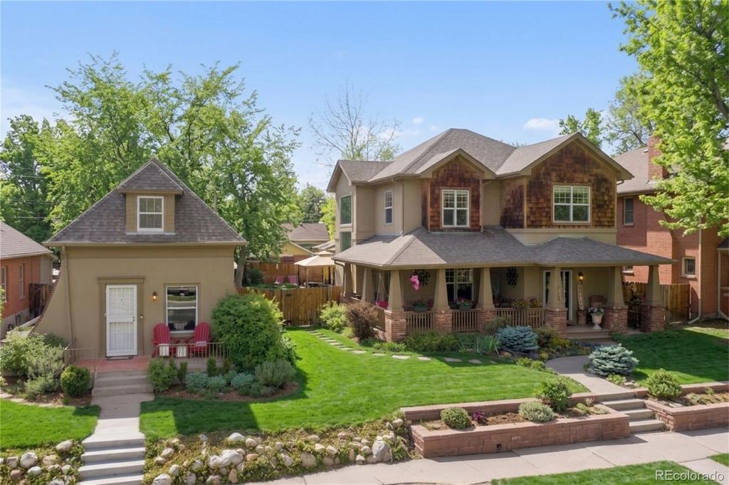 Photo of 2335 N Glencoe Street, Denver, CO 80207 (MLS # 9585307)