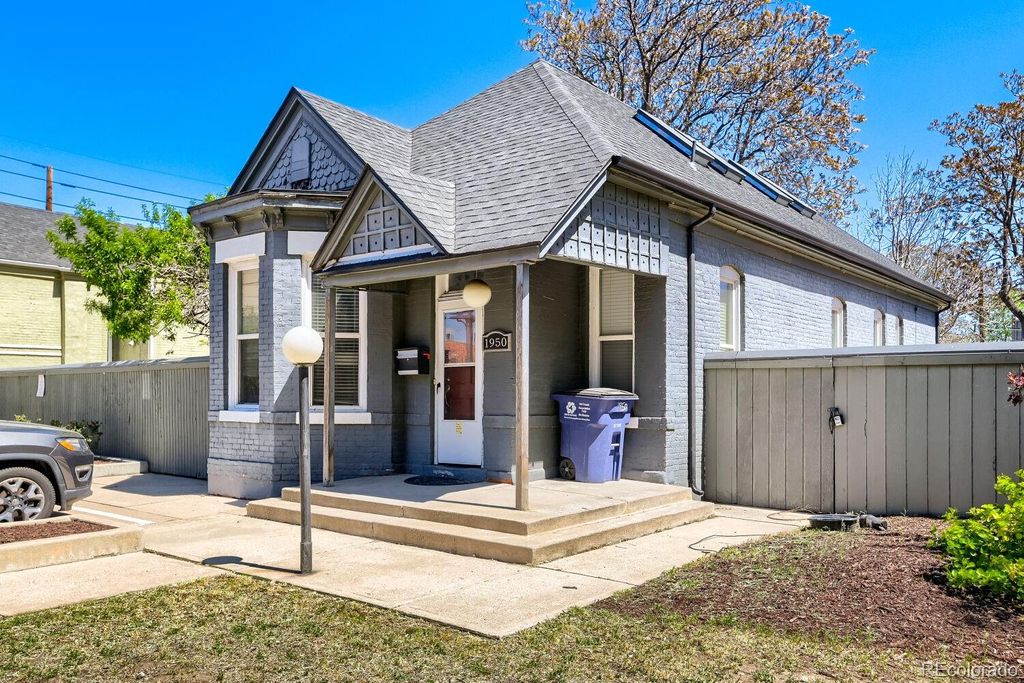 Photo of 1950 N Clarkson Street, Denver, CO 80218 (MLS # 6629079)