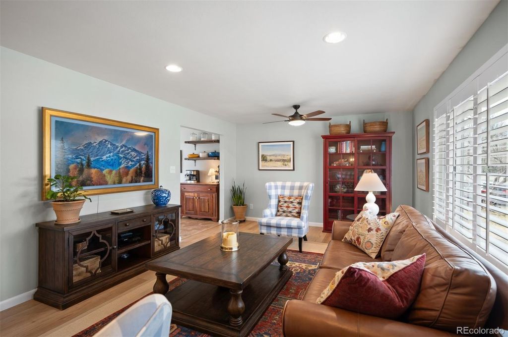 Photo of 4 Skyline Drive, Wheat Ridge, CO 80215 (MLS # 9325091)