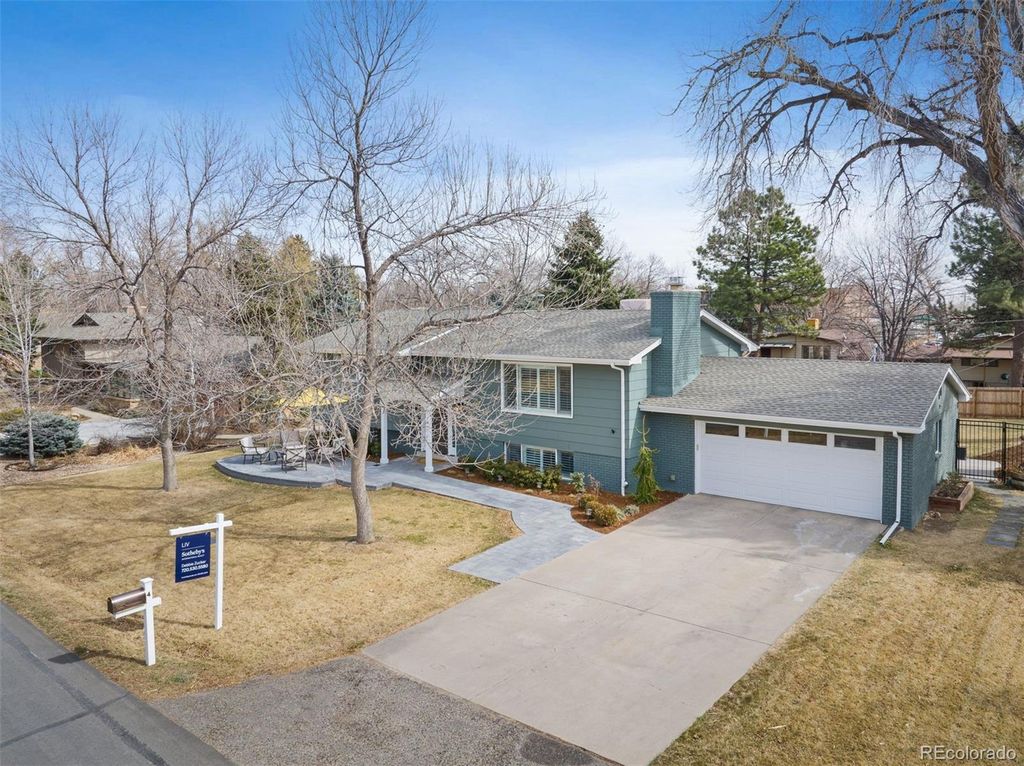 Photo of 4 Skyline Drive, Wheat Ridge, CO 80215 (MLS # 9325091)
