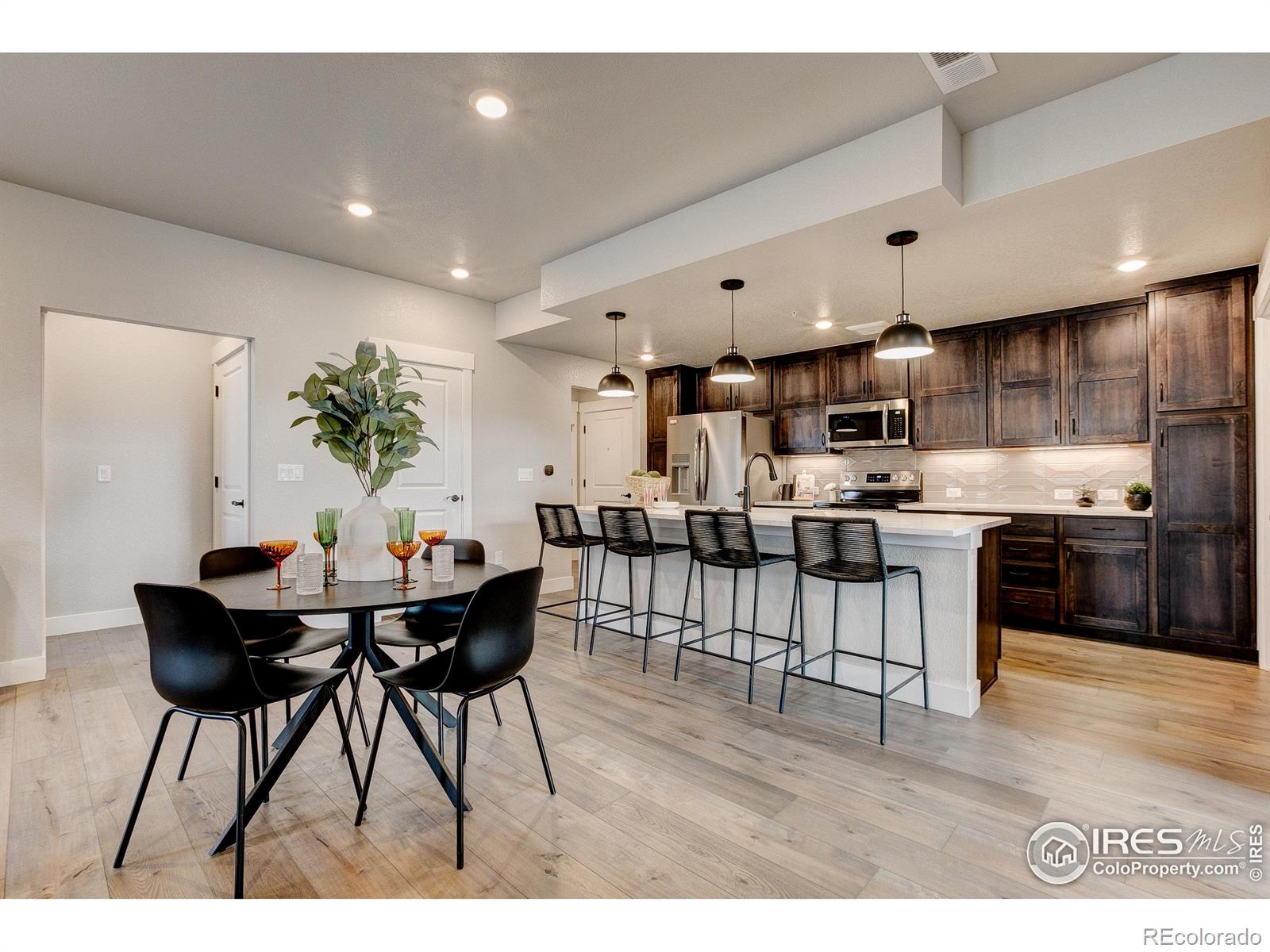 265 High Point Drive 202, Longmont, CO, 80504 1 265 High Point Drive 202