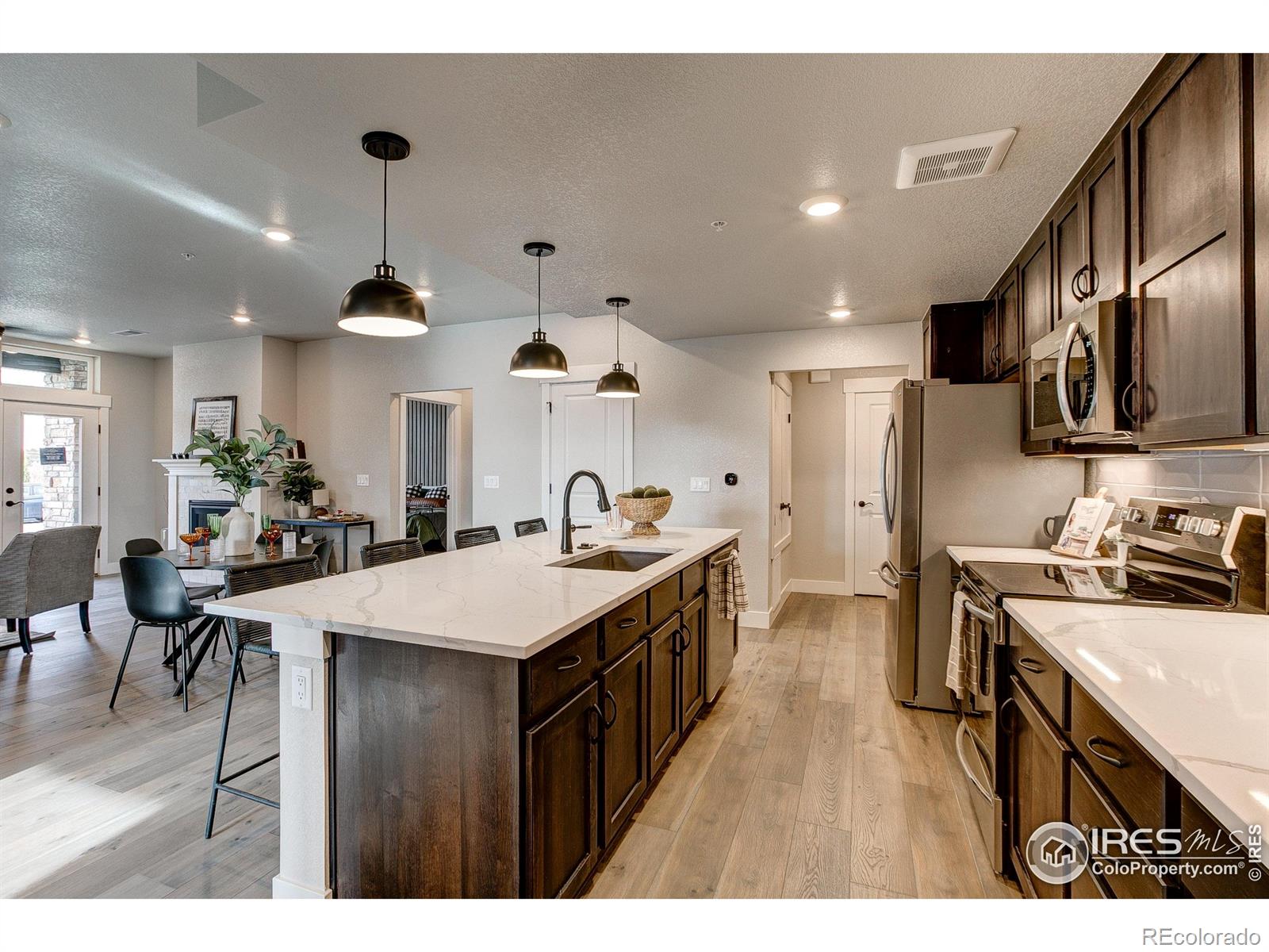 265 High Point Drive 202, Longmont, CO, 80504 4 265 High Point Drive 202