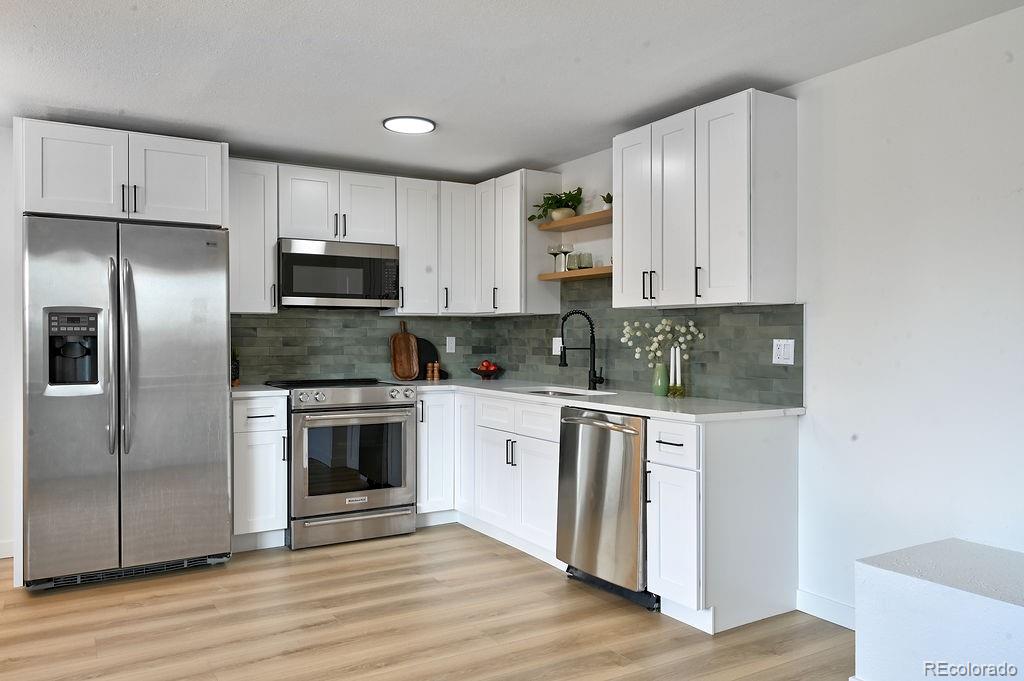 770 W Cleveland Circle