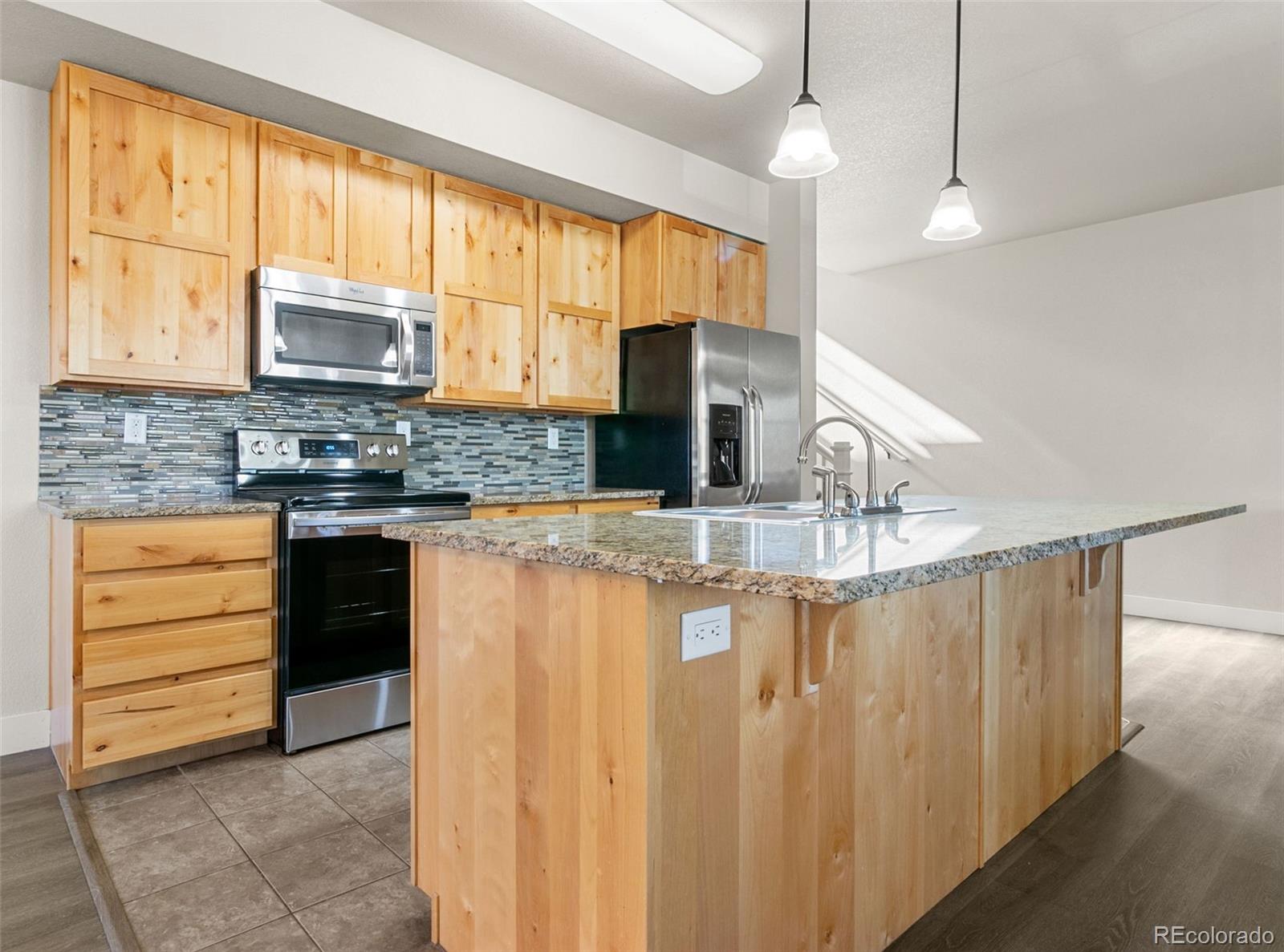 2113 Nancy Gray Avenue