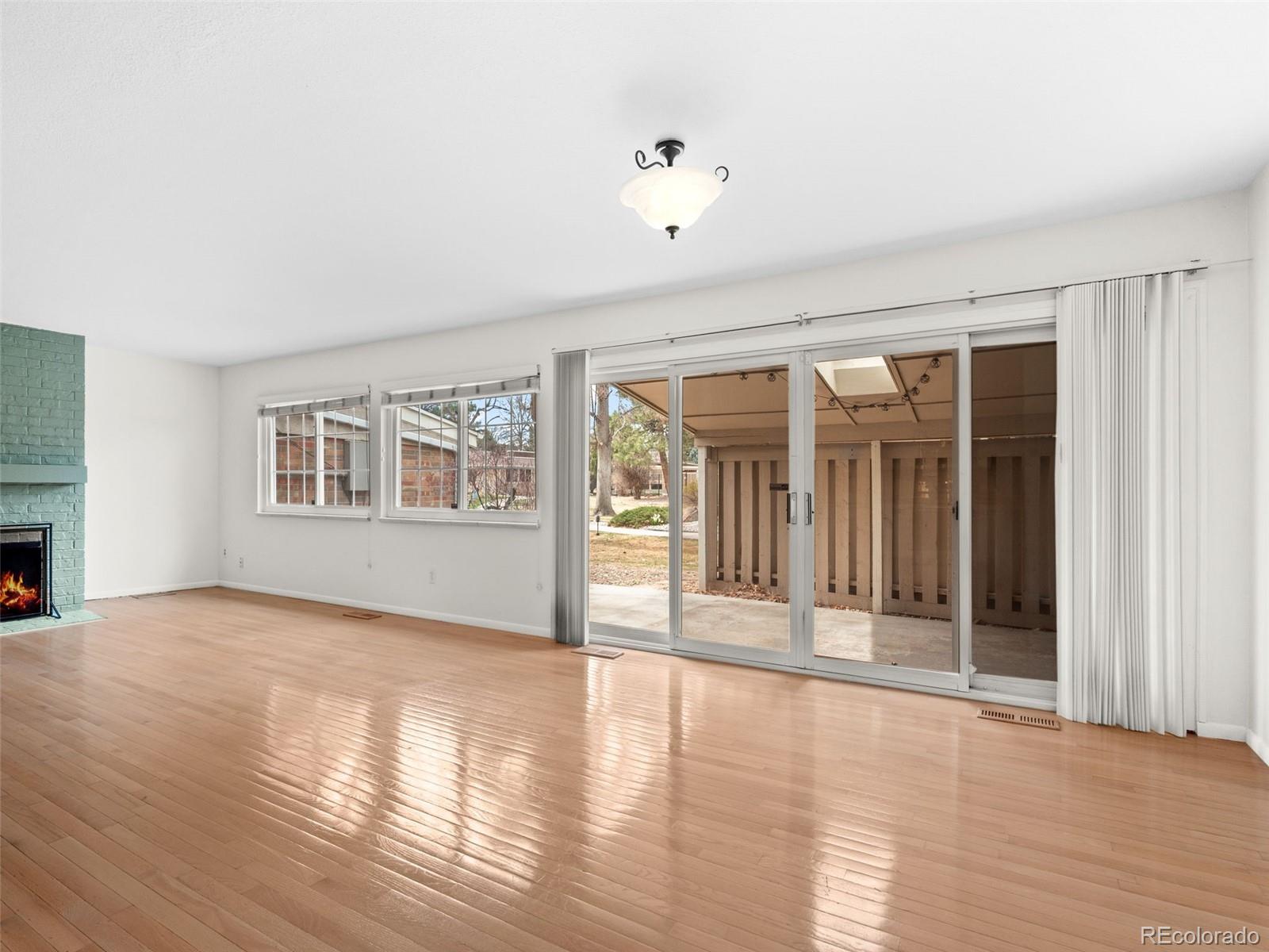 7015 E Girard Avenue