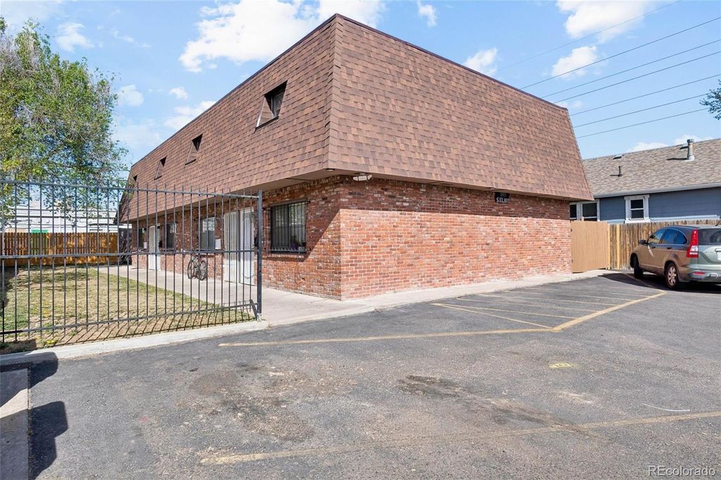 Photo of 1015 S Eliot Street #4, Denver, CO 80219 (MLS # 9735734)