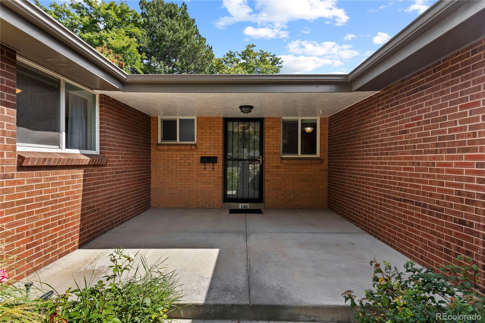 240 S Kearney Street