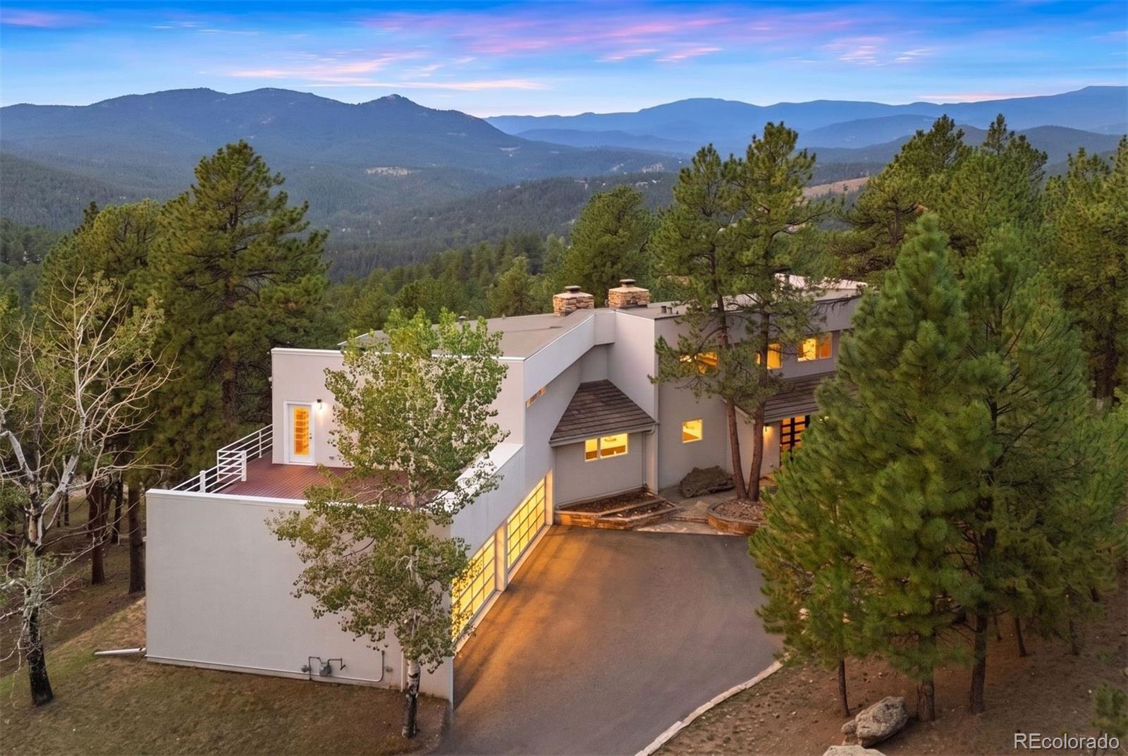 1992 Columbine Court