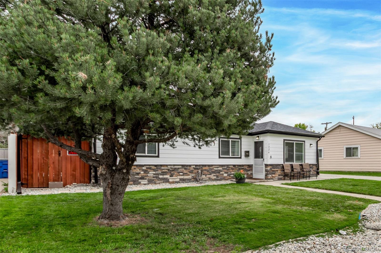 1224 Xanadu Street, Aurora, CO, 80011 2 1224 Xanadu Street