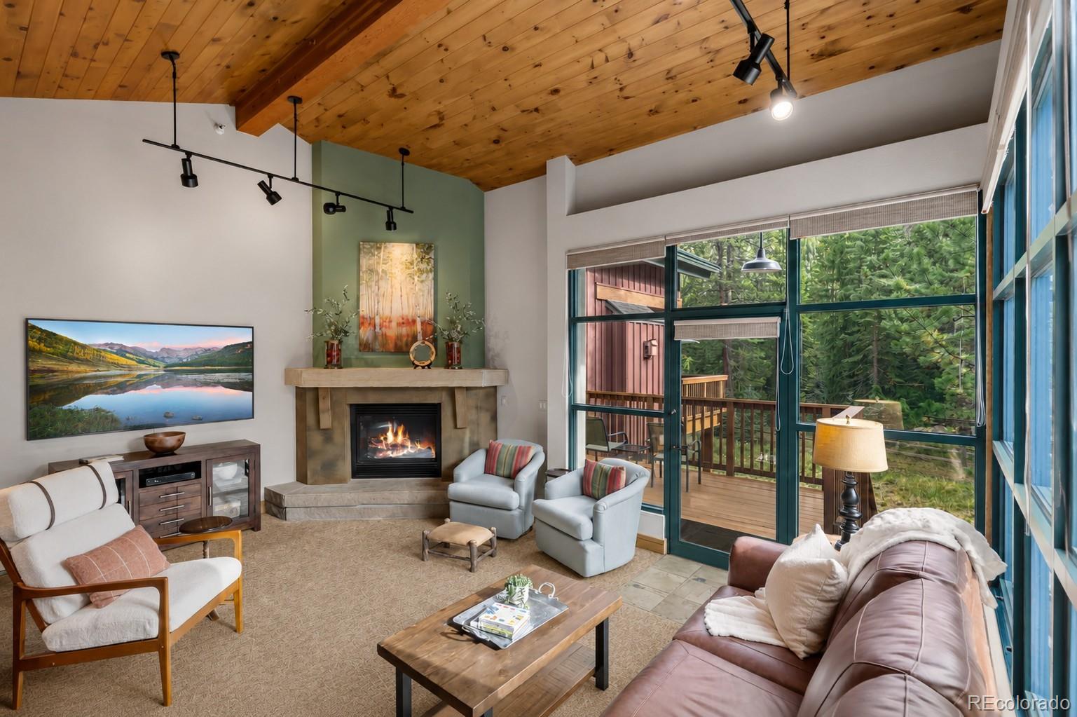 226 Alpen Rose Place 8725