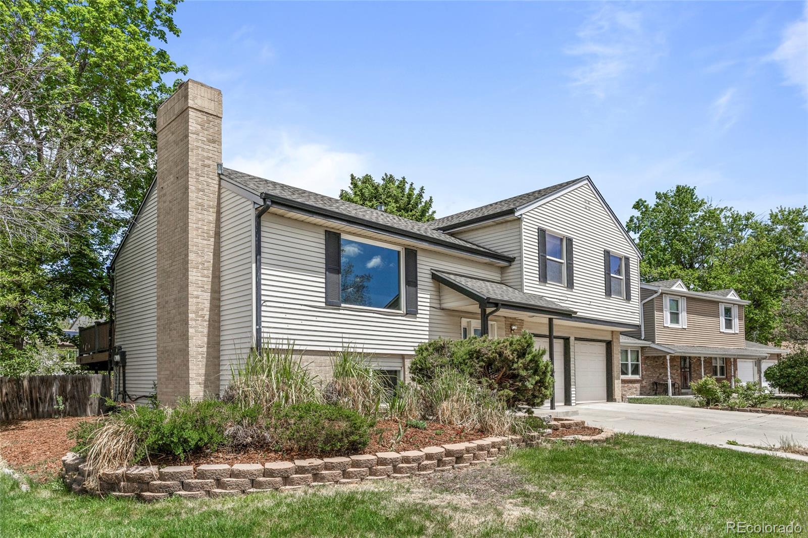 8603 E Dillard Place