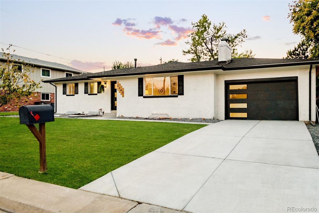 Photo of 3243 Simms Street, Wheat Ridge, CO 80033 (MLS # 1568680)