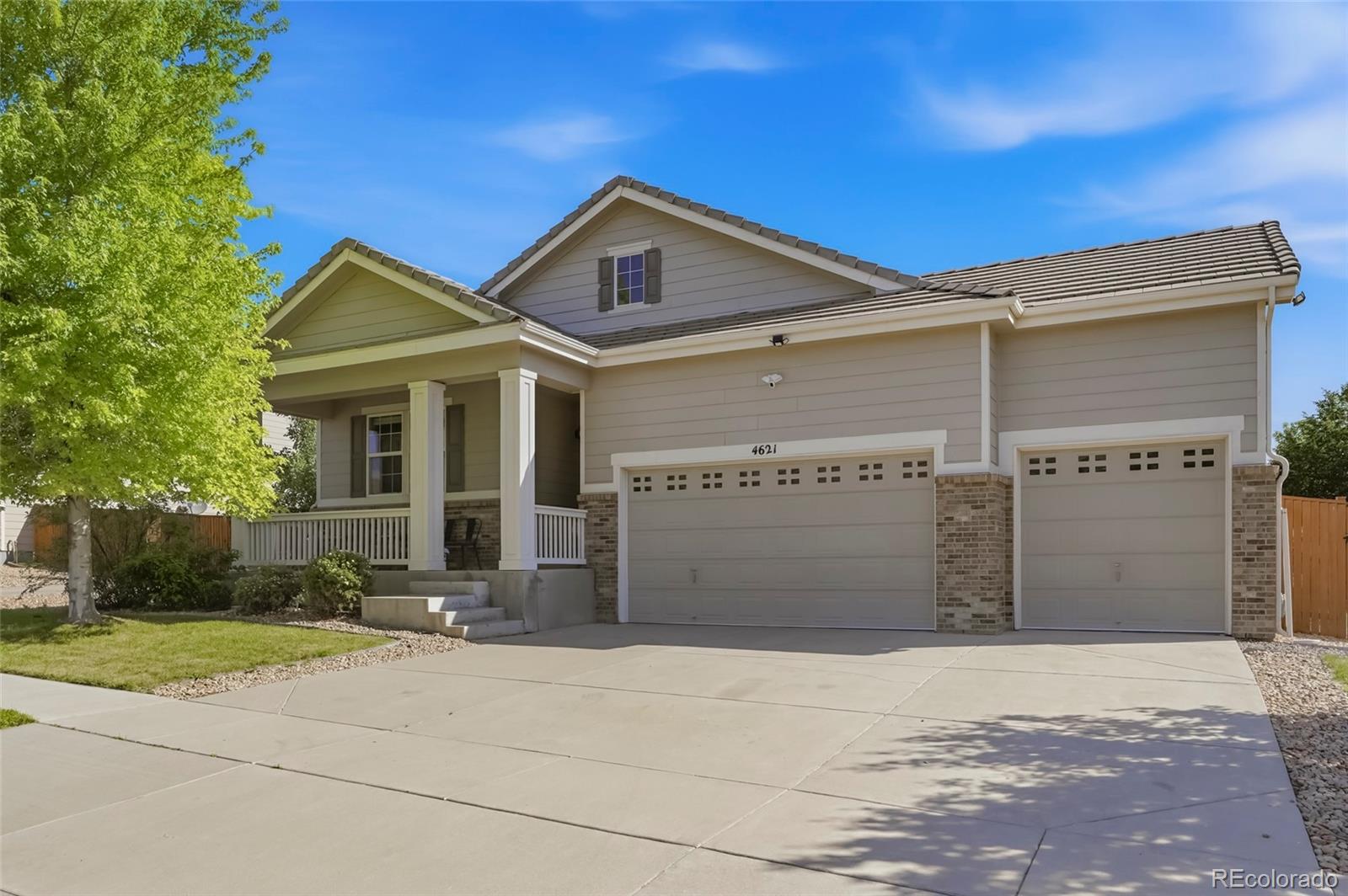 4621 Oxbow Drive