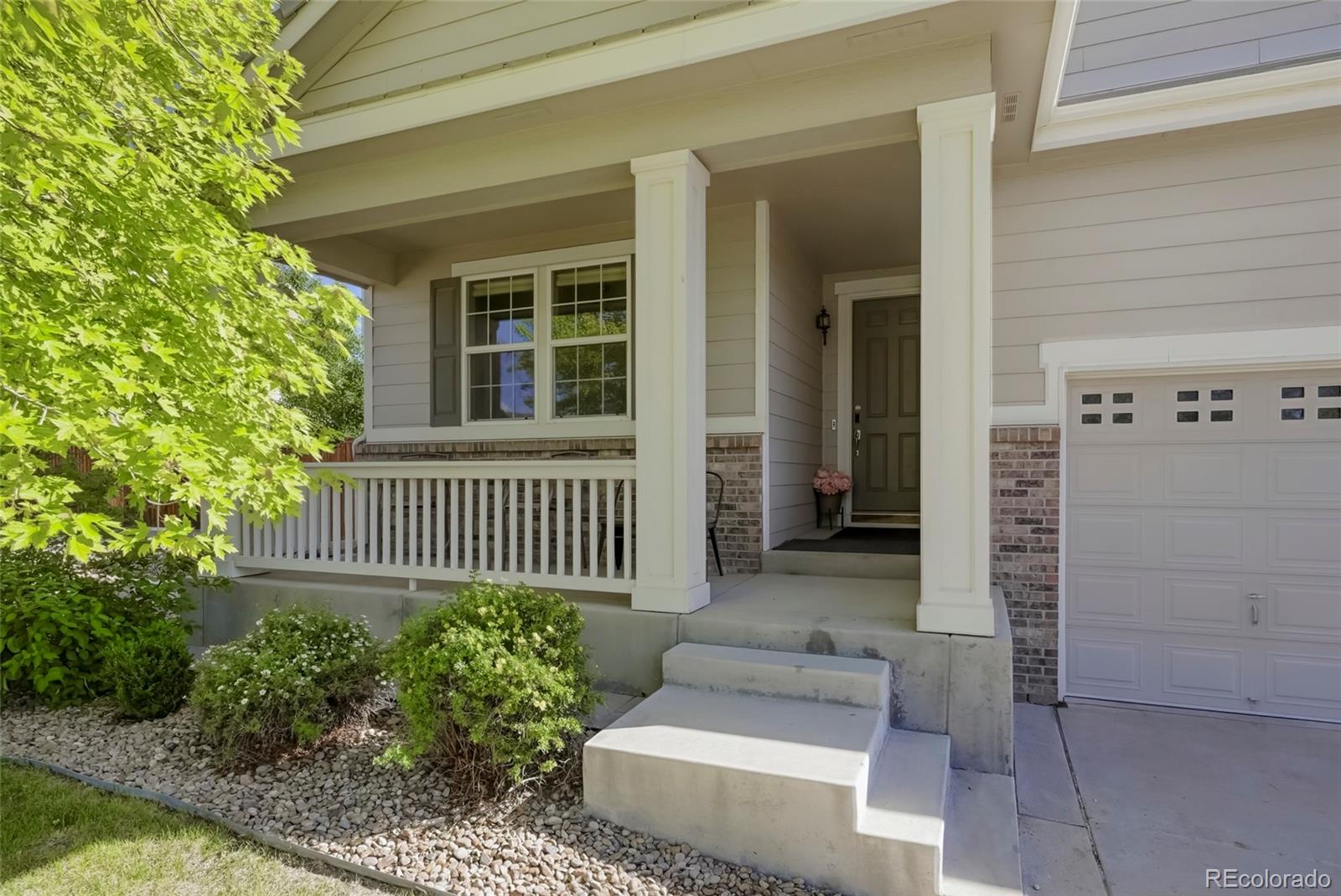 4621 Oxbow Drive