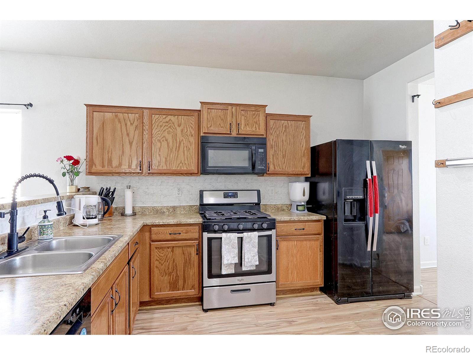 5681 Legacy Parkway, Dacono, CO, 80514 2 5681 Legacy Parkway