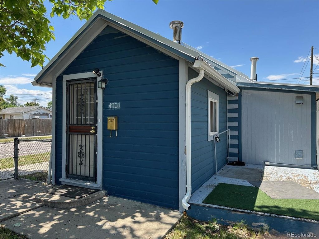 Photo of 4701 Sherman Street, Denver, CO 80216 (MLS # 2679767)