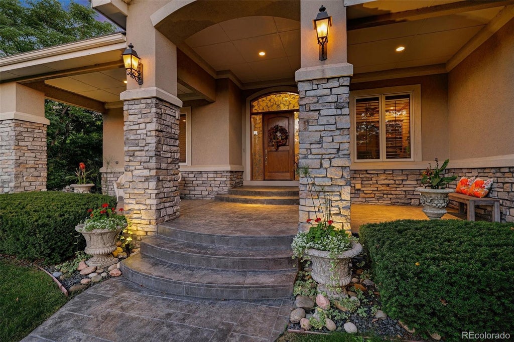 Photo of 5740 S Benton Circle, Littleton, CO 80123 (MLS # 8402319)
