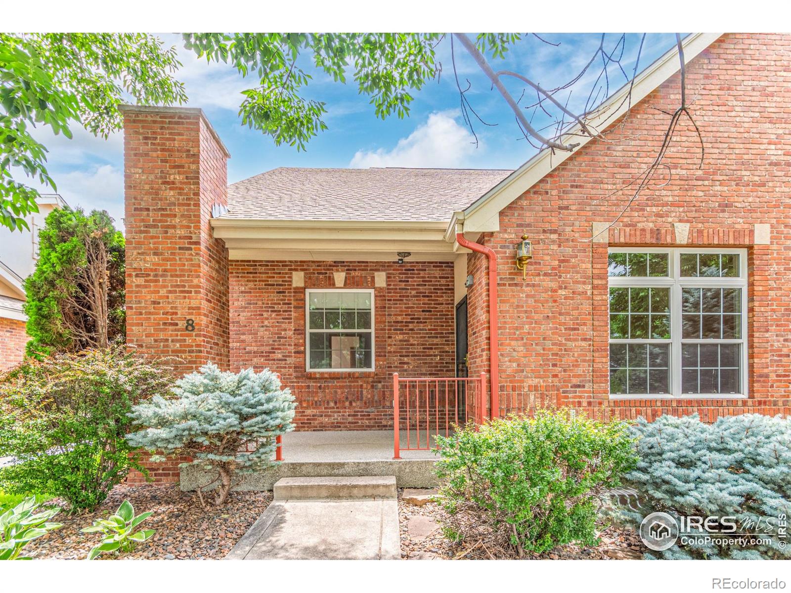 1333 Charles Drive 8