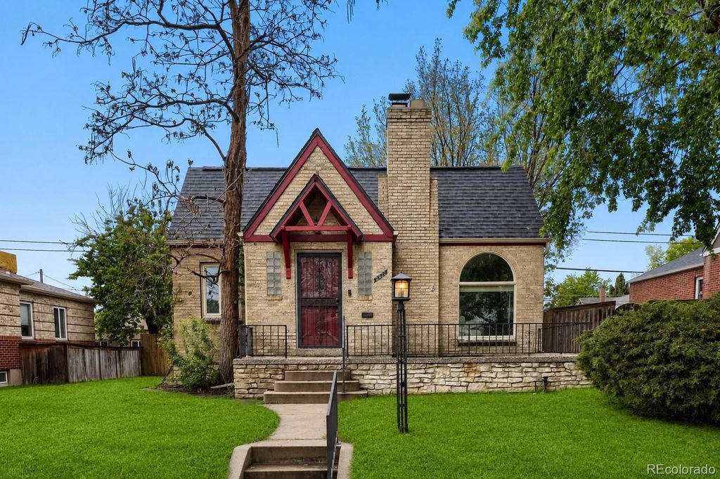 Photo of 2922 W 39th Avenue, Denver, CO 80211 (MLS # 9185124)