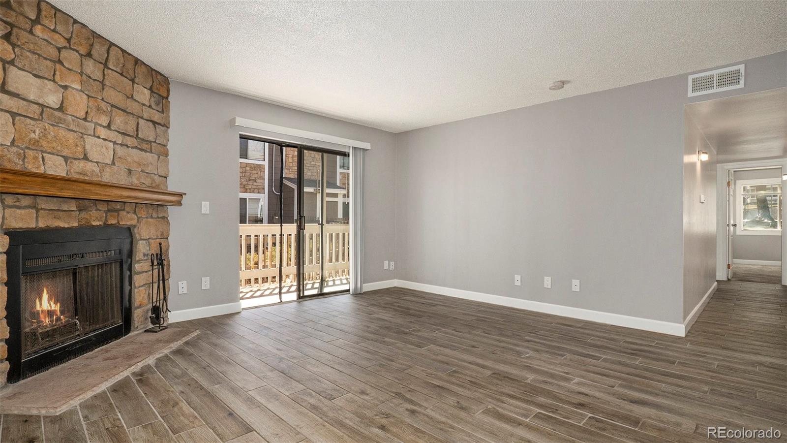 18106 E Ohio Avenue 103