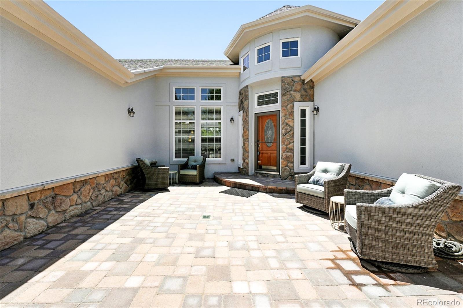 4944 W 107th Loop