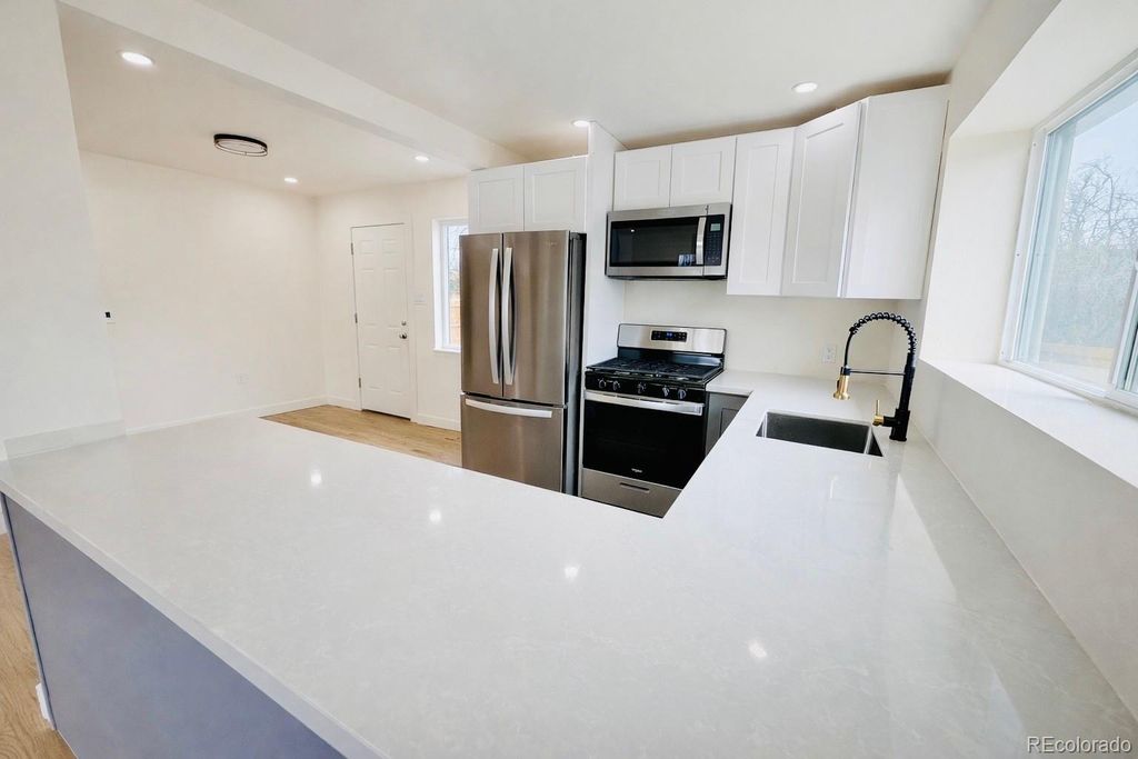 Photo of 3280 Leyden Street, Denver, CO 80207 (MLS # 9414728)