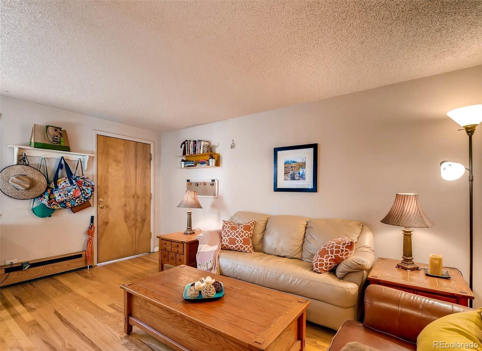 148 S Emerson Street 203, Denver, CO, 80209 2 148 S Emerson Street 203