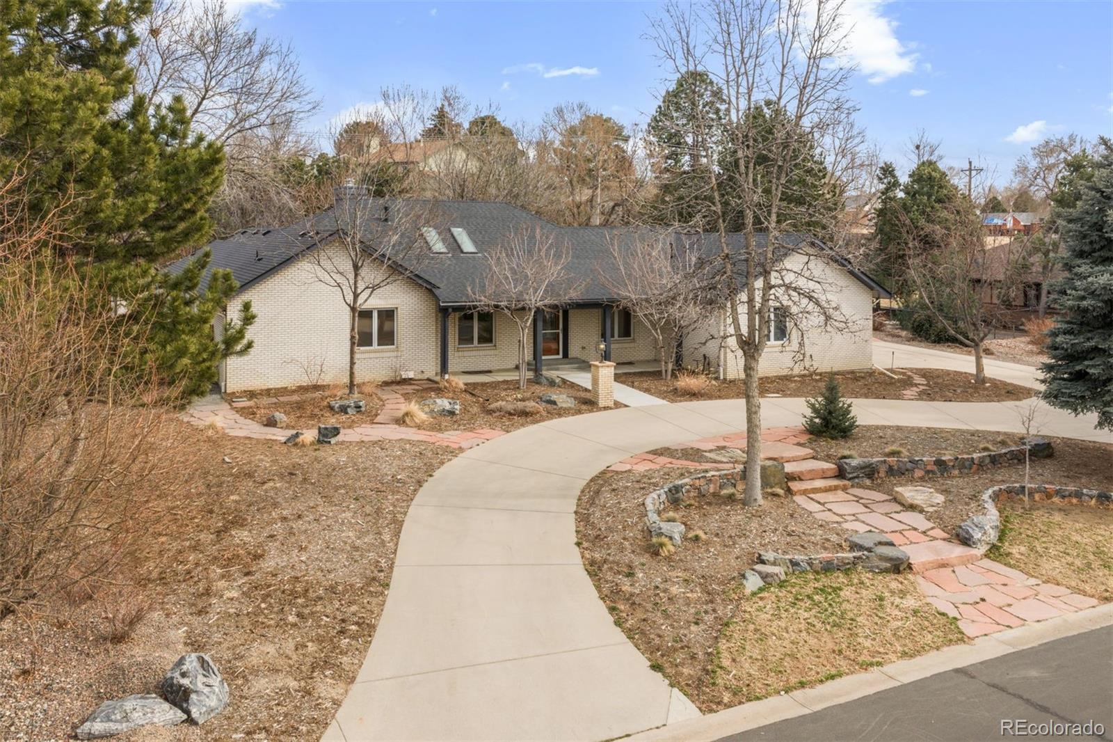 3880 S Elkhart Street