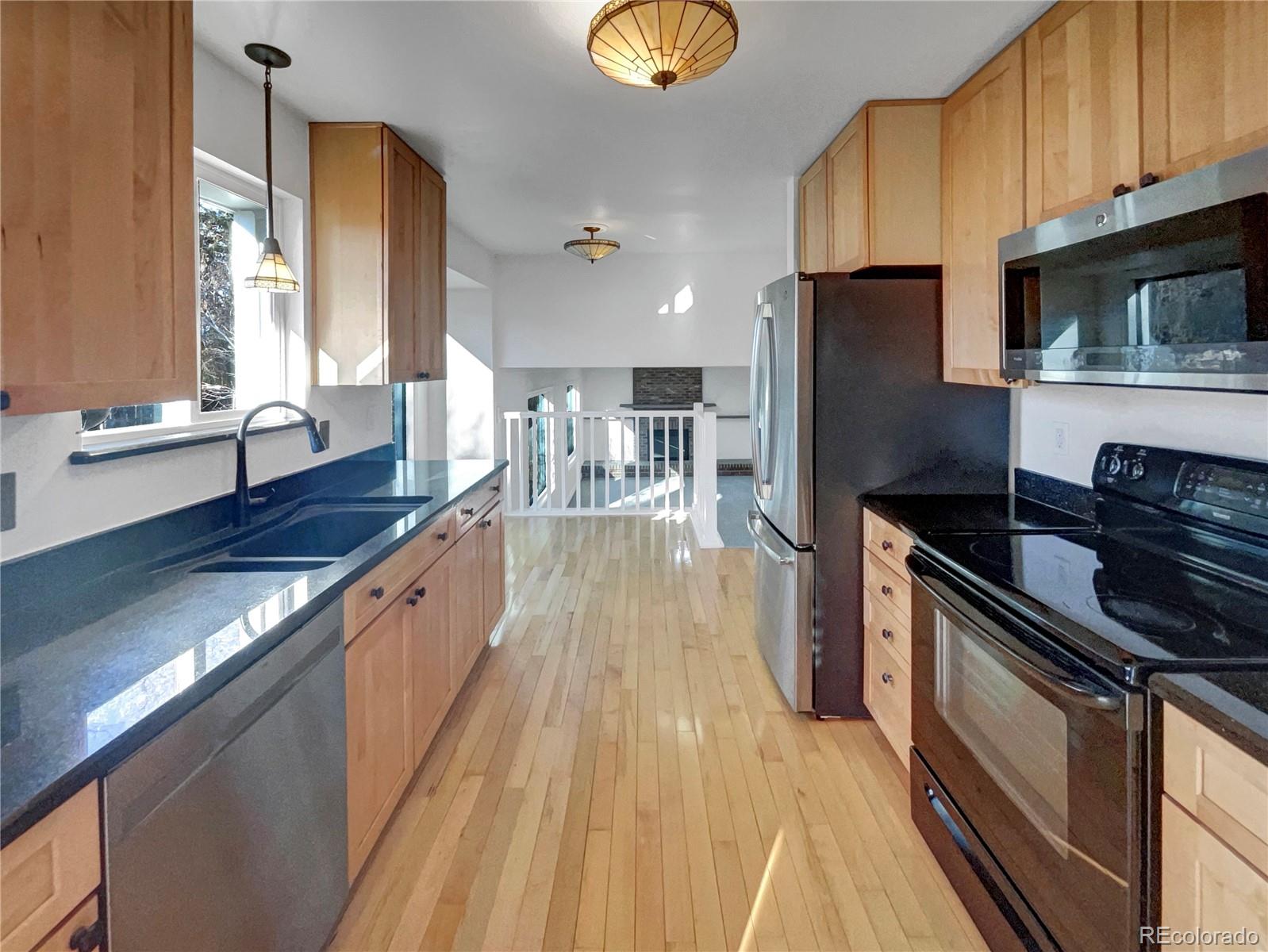 1273 Cottonwood Street