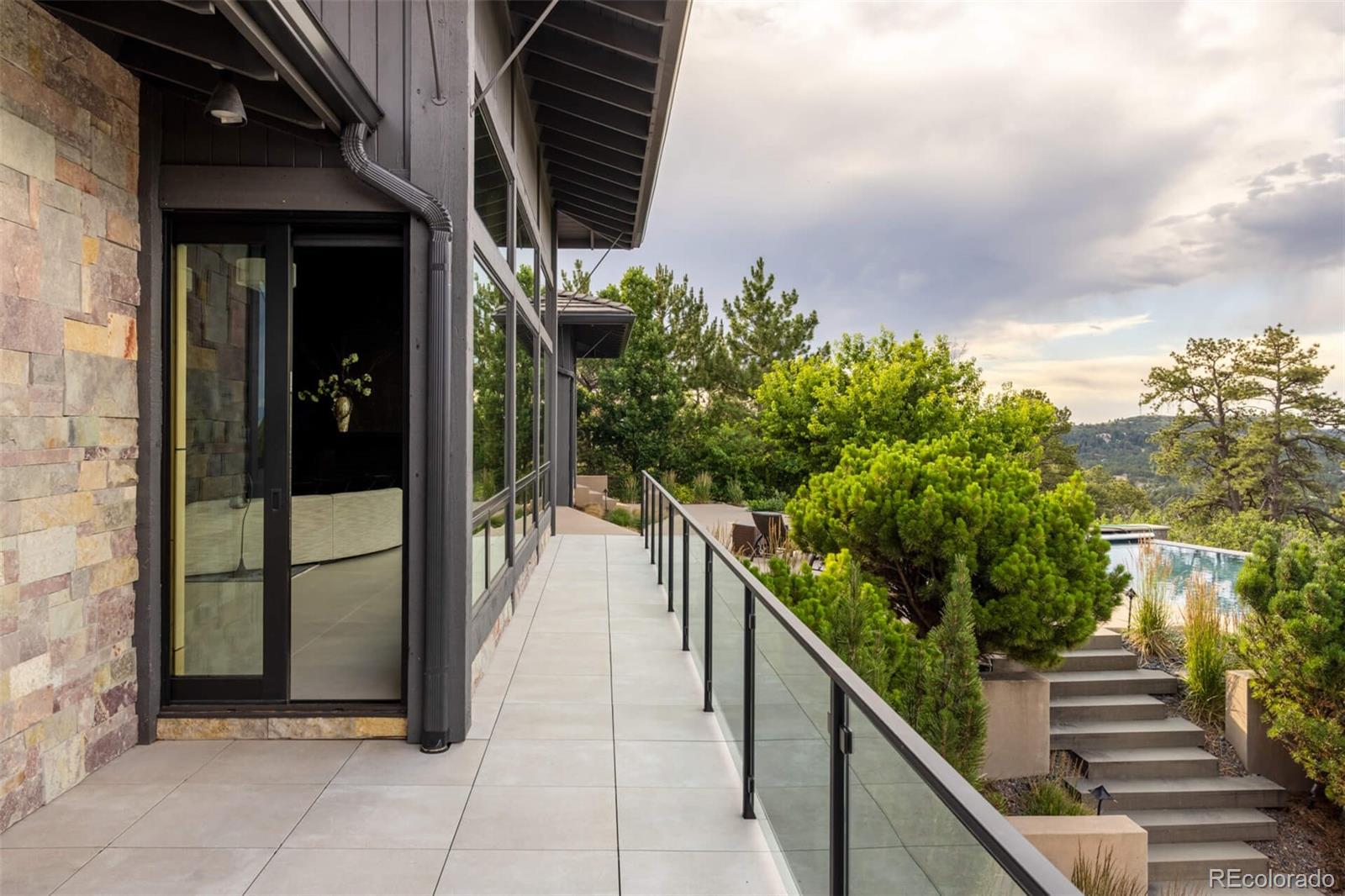 615 Cliffgate Lane