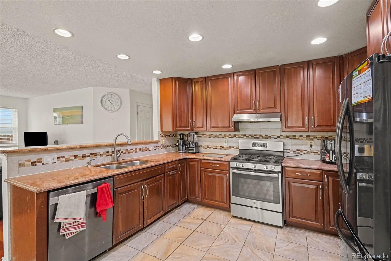 2424 S Salida Way