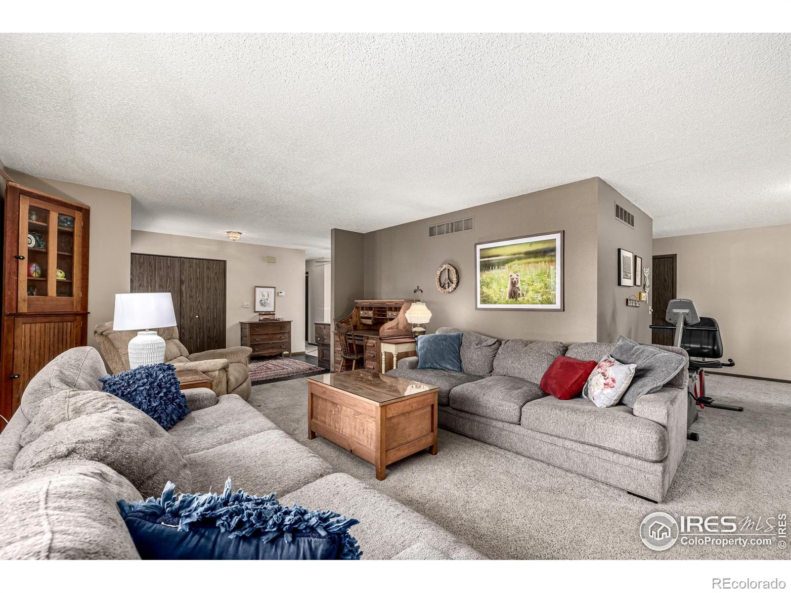 14 Douglas Drive N, Broomfield, CO, 80020 4 14 Douglas Drive N