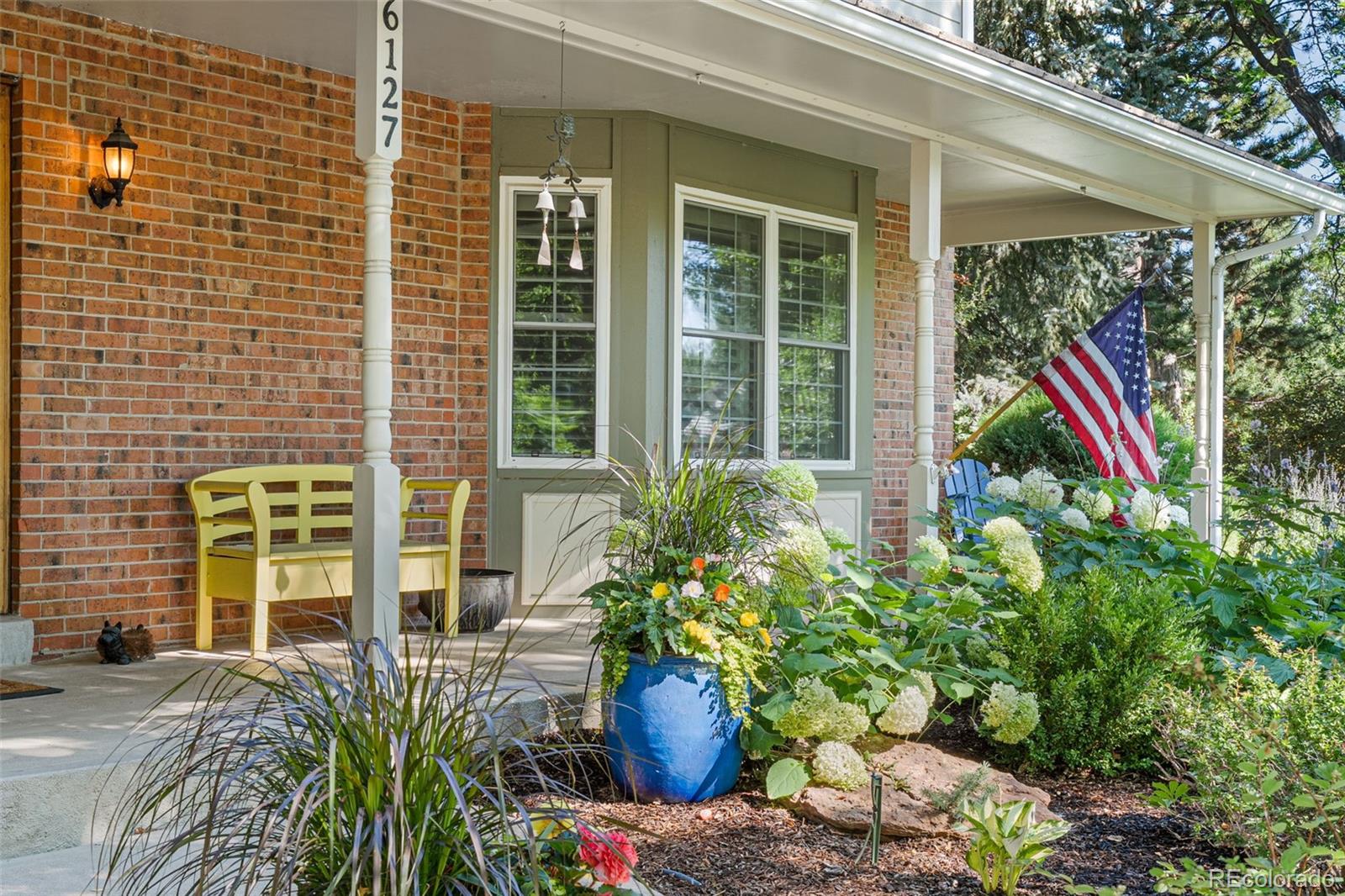 6127 S Coventry Lane