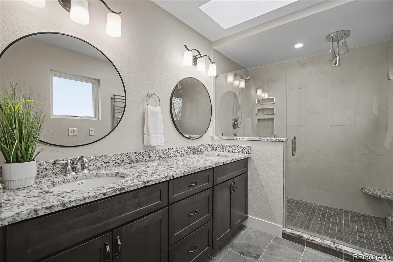 7942 W 104th Place