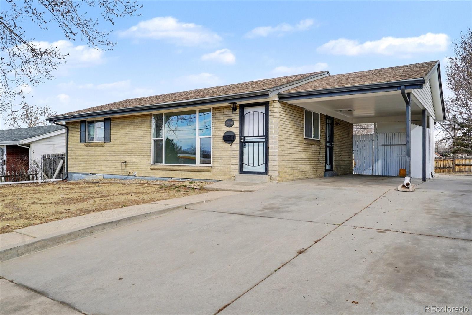 1940 S Sheridan Boulevard