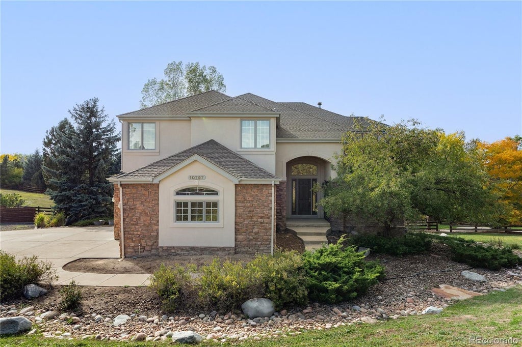 Photo of 10797 S Monaco Street, Littleton, CO 80124 (MLS # 3356508)