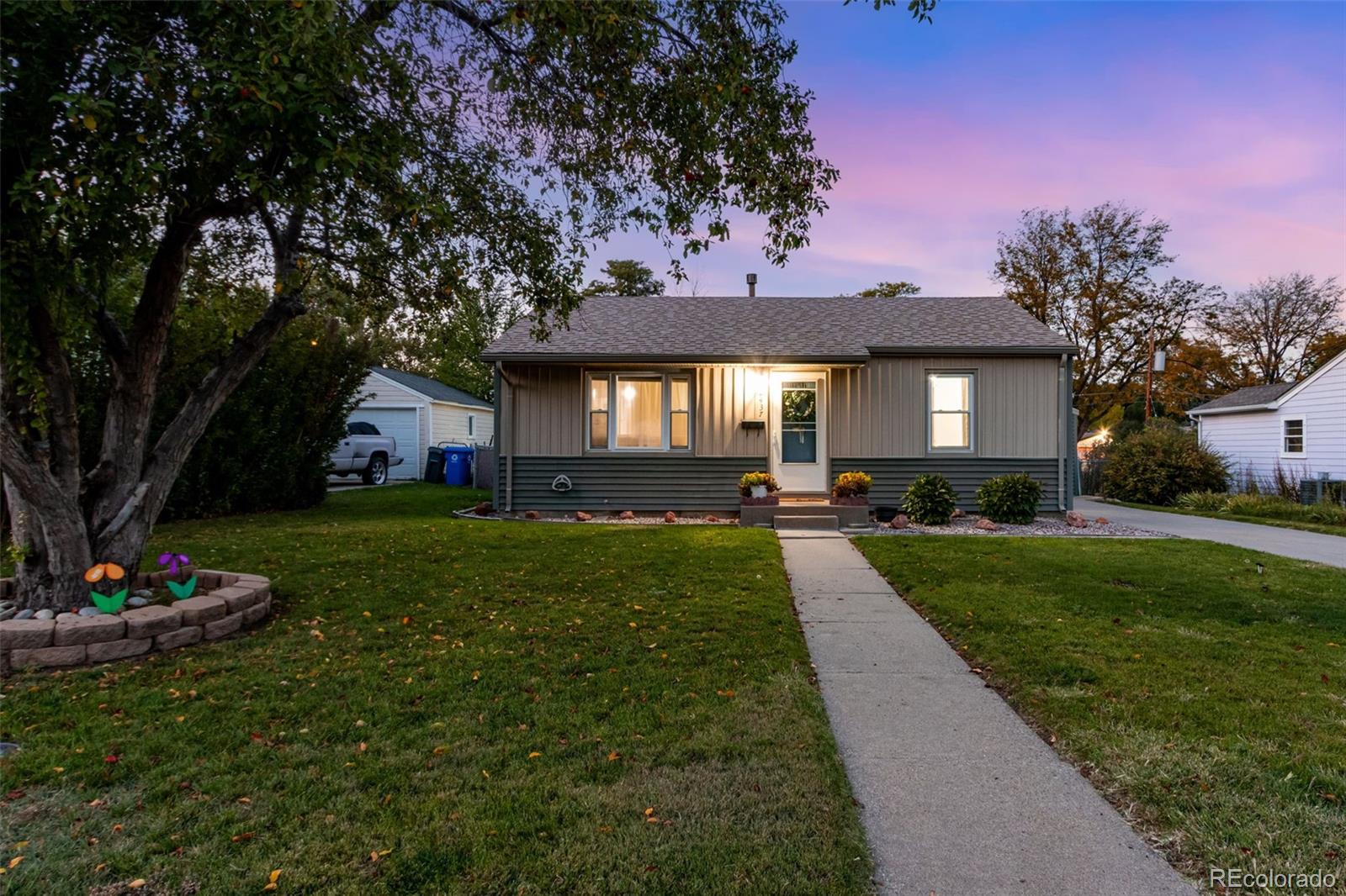 2437 Mountain View Drive