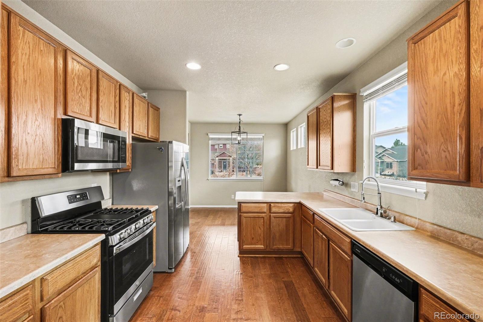 13003 Niagara Street