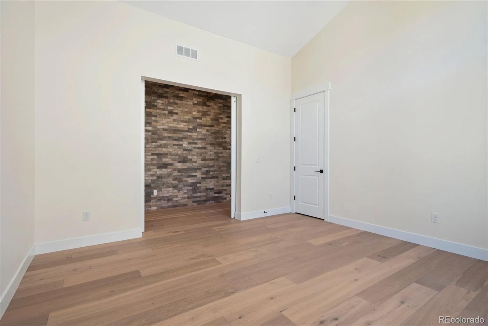 5741 Doc Bar Circle, Larkspur, CO, 80118 4 5741 Doc Bar Circle