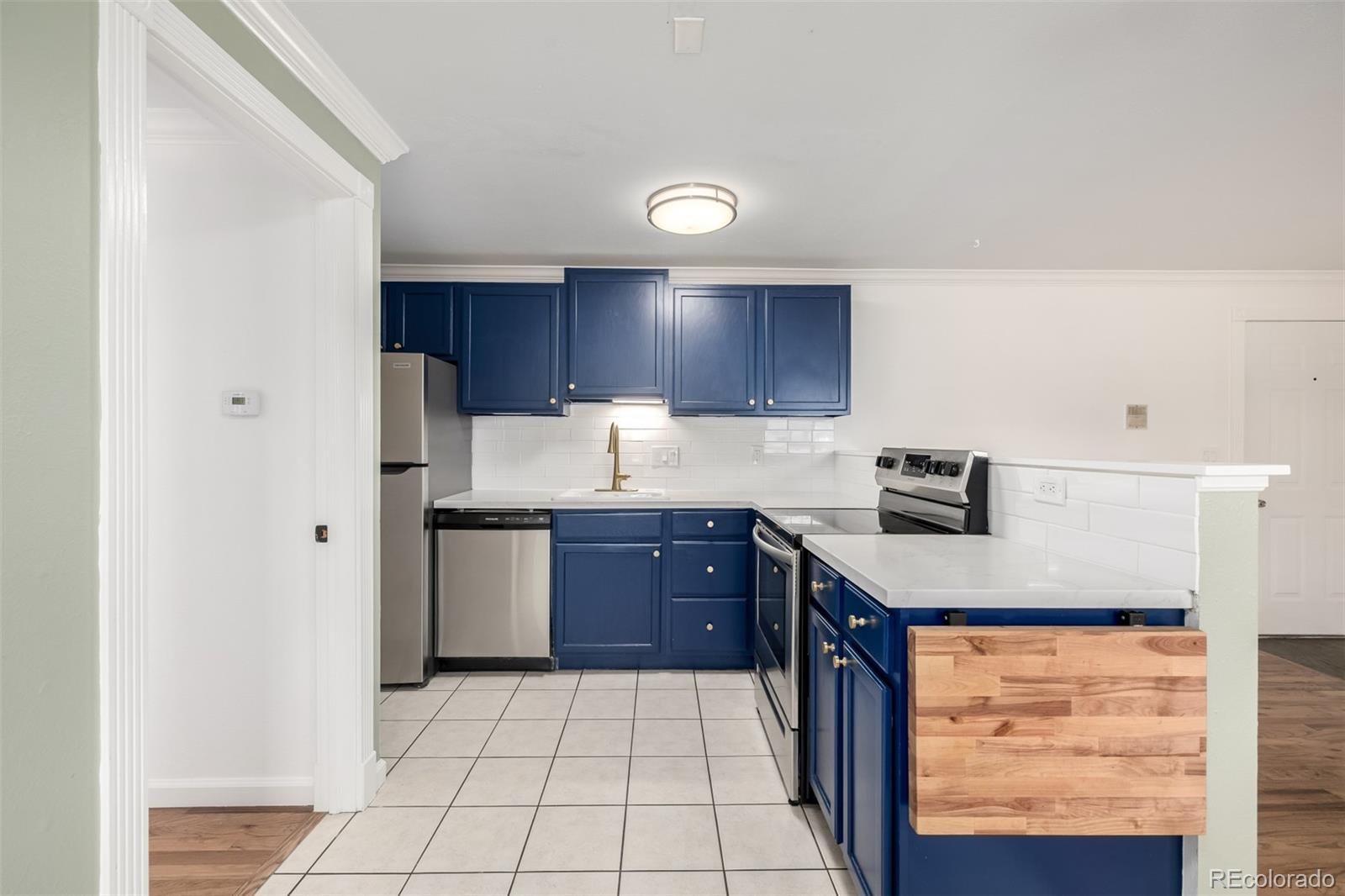 70 N Grant Street 10