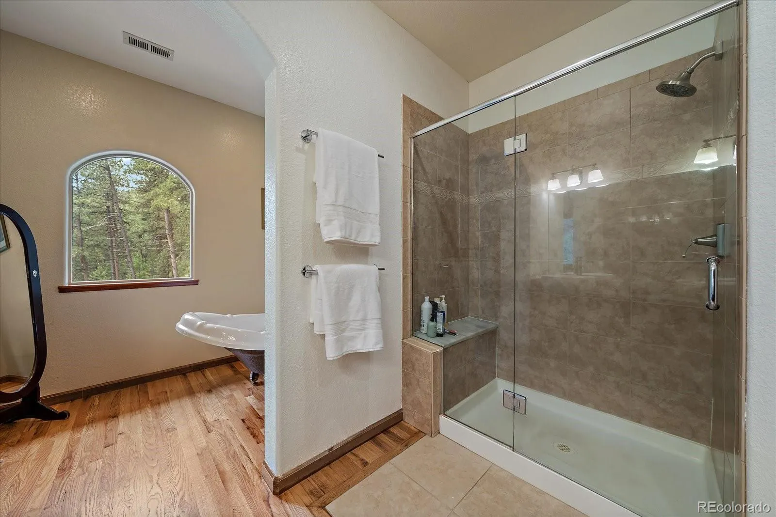 Evergreen, Colorado 80439, United States, 3 Bedrooms Bedrooms, ,4 BathroomsBathrooms,Residential,Active,159433