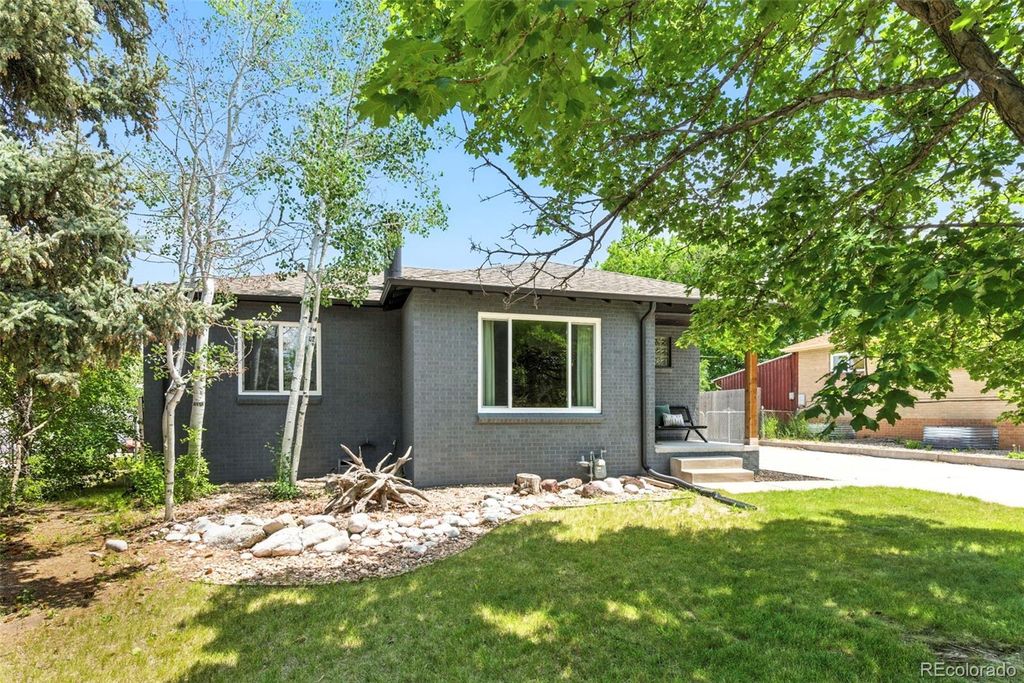 Photo of 2050 S Wolff Street, Denver, CO 80219 (MLS # 4315055)