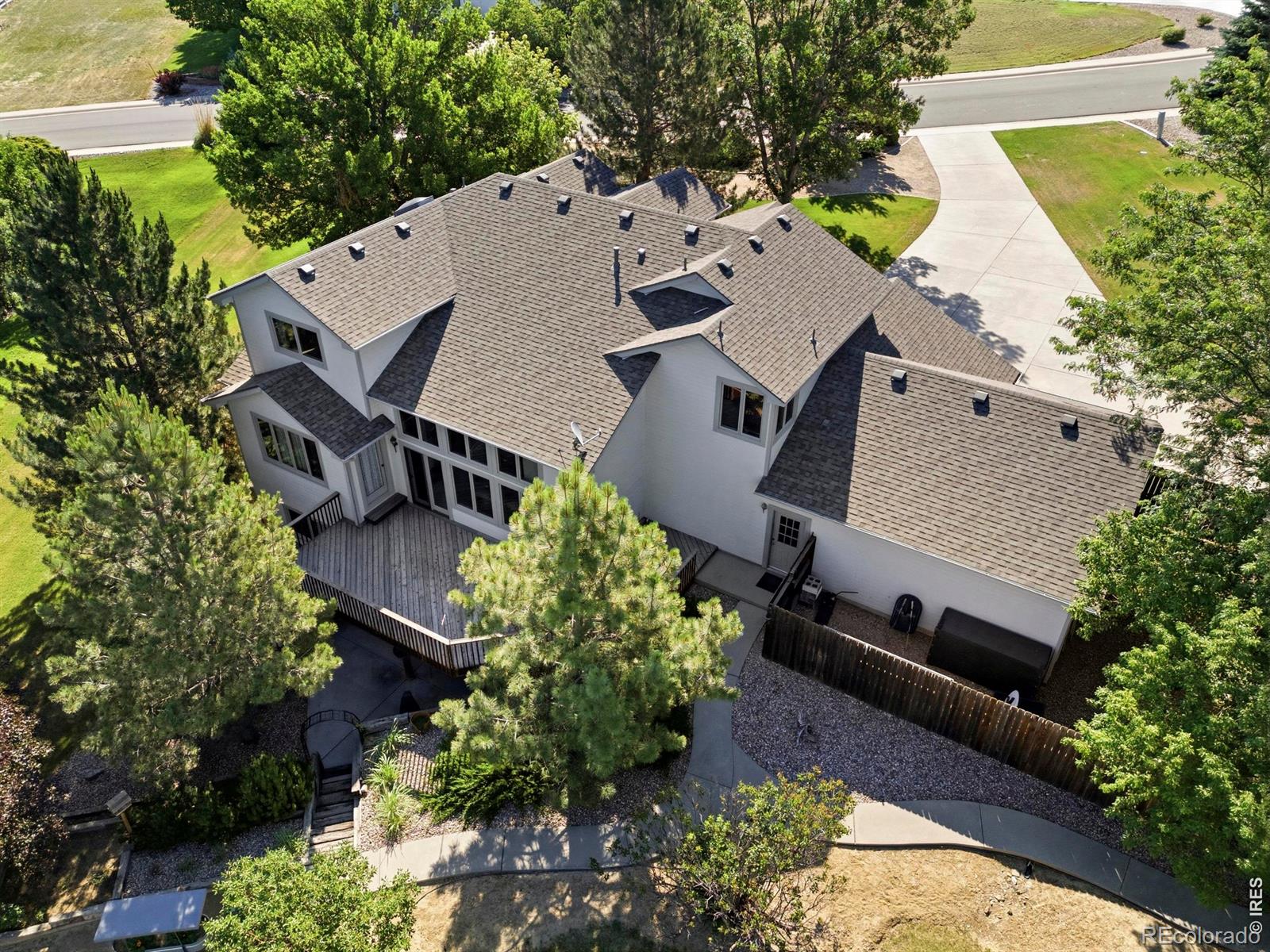 3363 Crest Drive