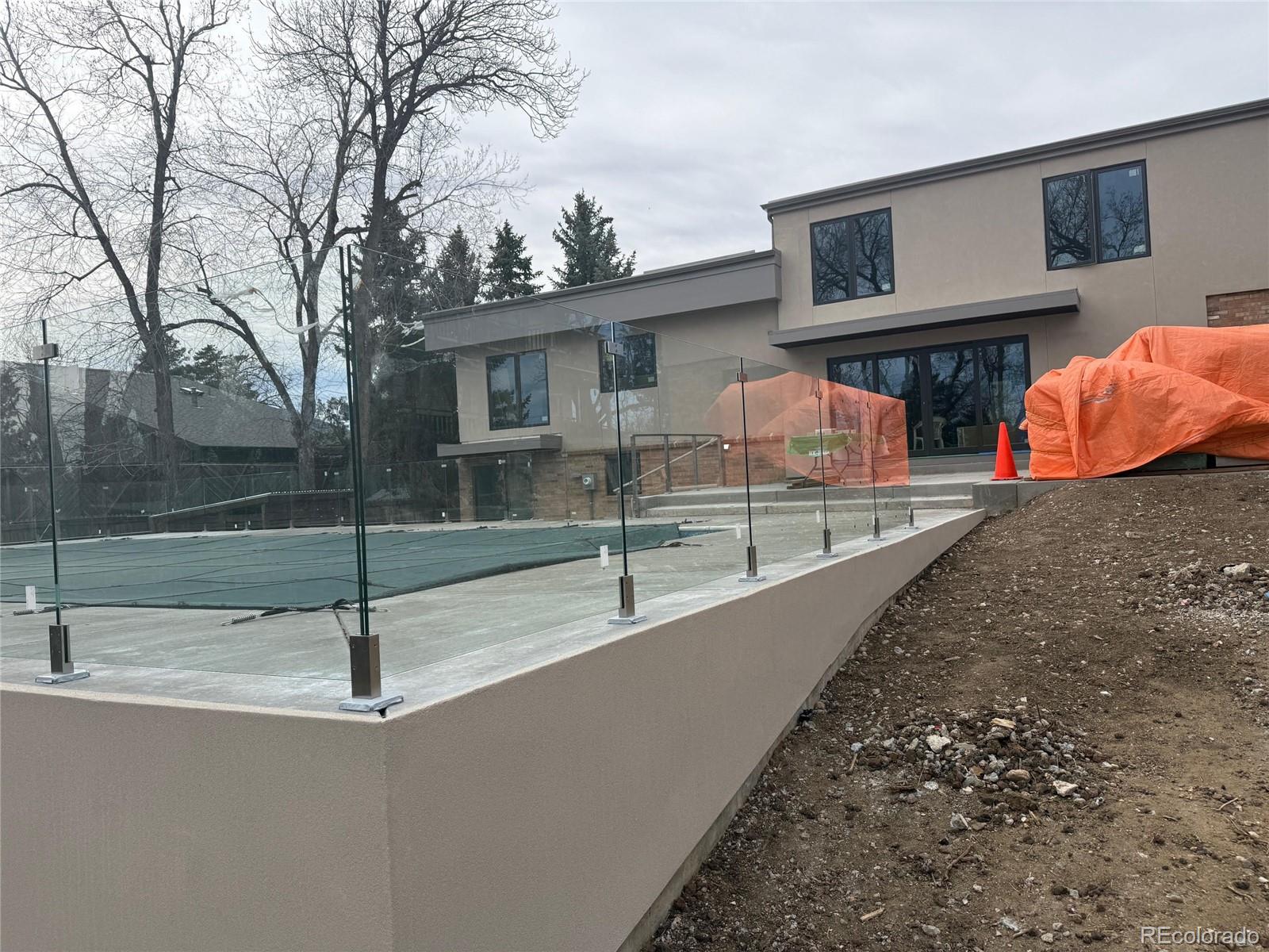 3072 Mountain Shadows Drive