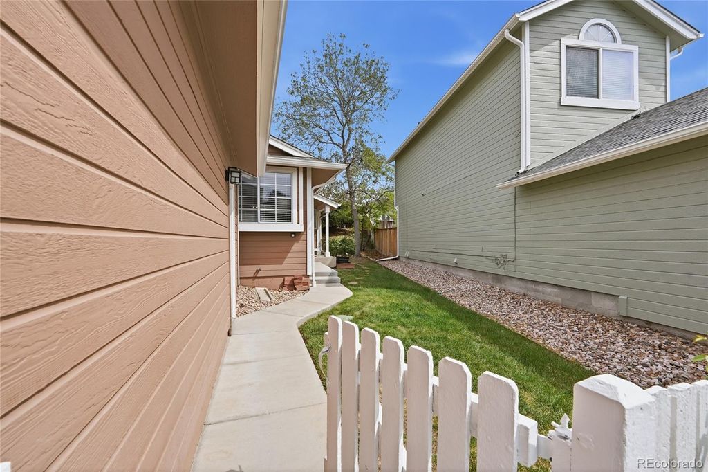 Photo of 753 Walden Court, Highlands Ranch, CO 80126 (MLS # 8110758)