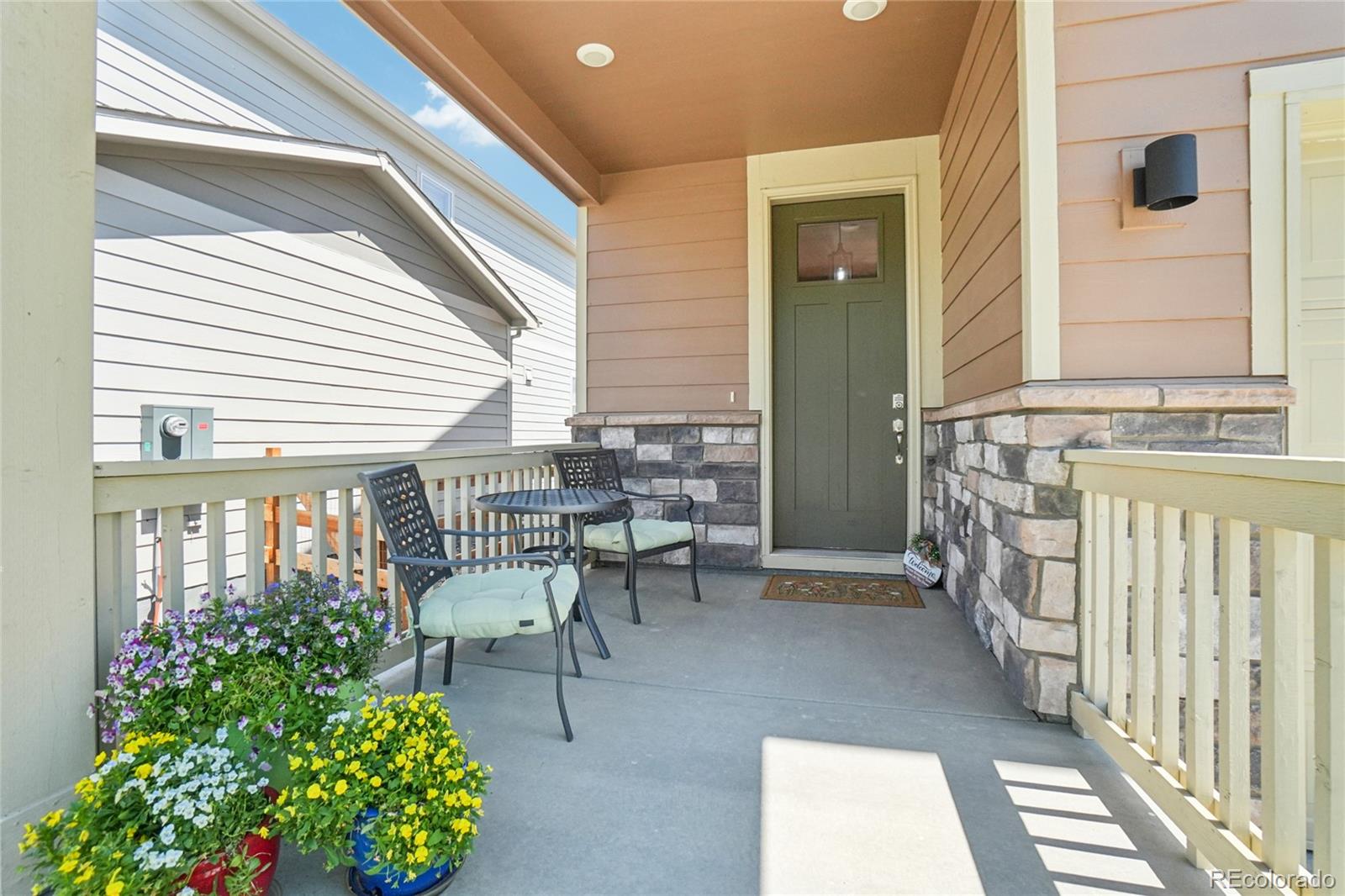 1938 Knobby Pine Drive