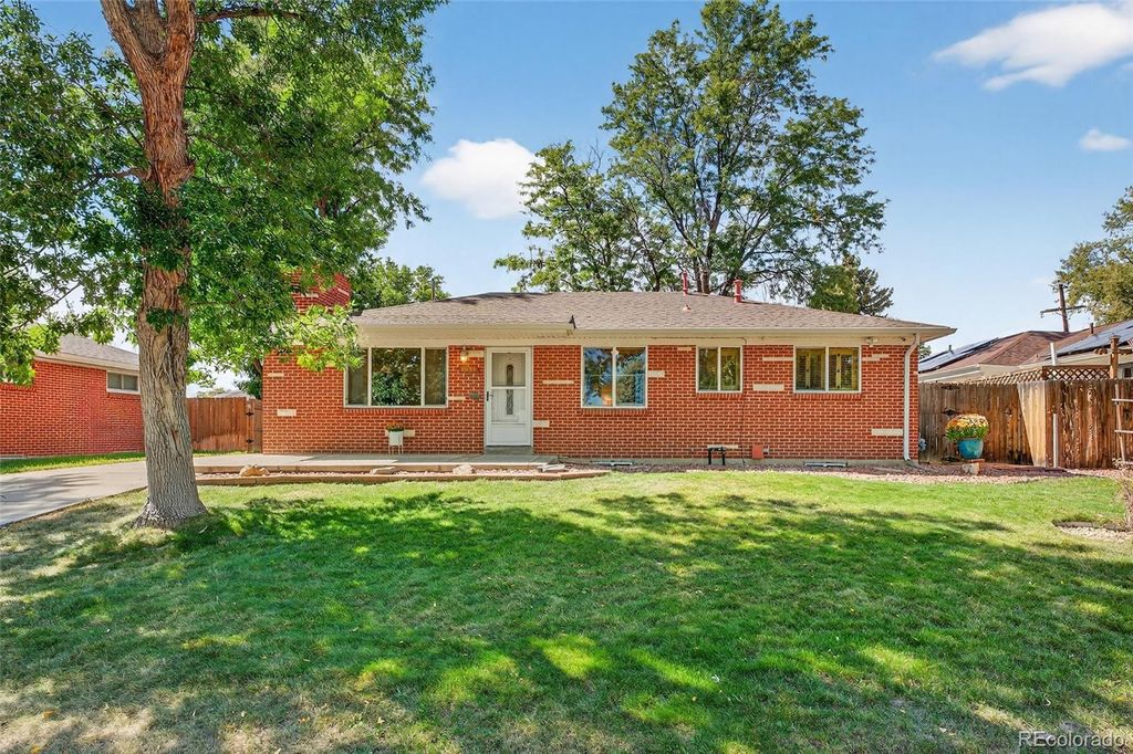 Photo of 6685 Upham Street, Arvada, CO 80003 (MLS # 7769946)