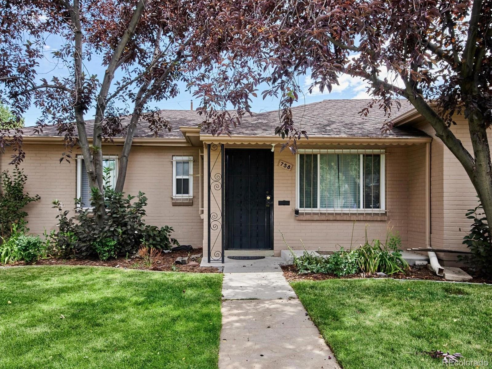 4805 E Severn Place 4815