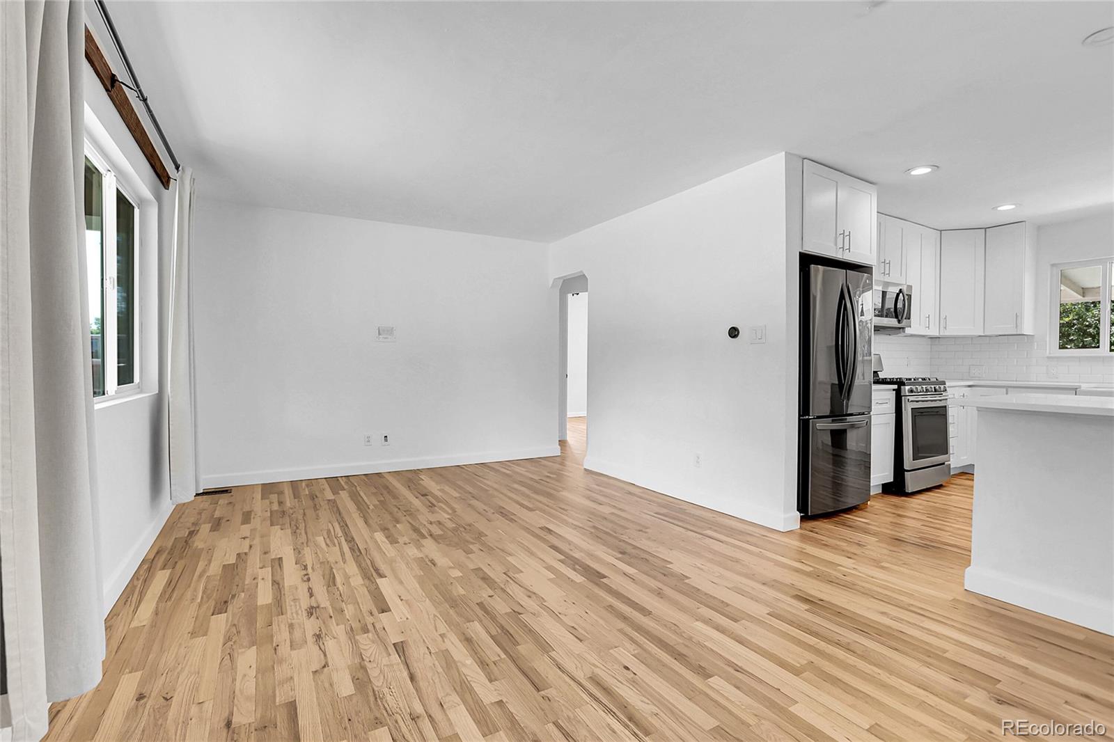 2054 W Arbor Avenue